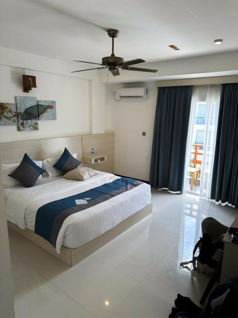 Hotel Dhiguveli Breeze na  ostrove Dhigurah Maldivy.