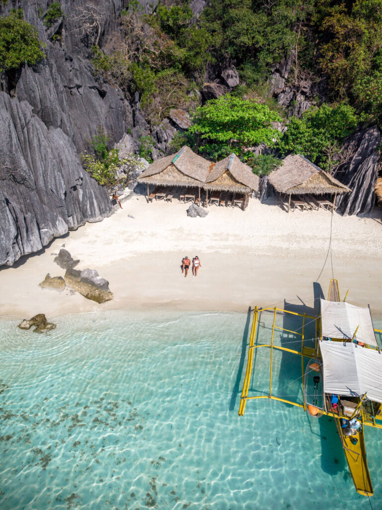 Smith Beach coron boat tour