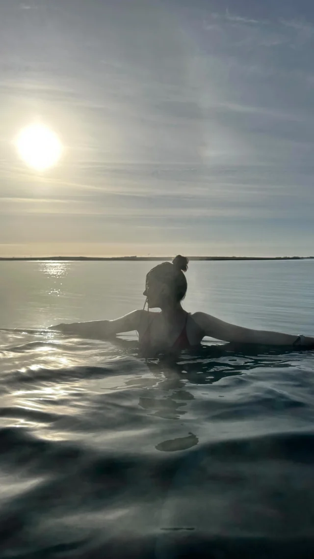 Both lagoons are special, but Sky Lagoon is on another level 🤯😍❤️ 

Infinity pool, sauna with ocean view, 7 steps ritual and the most incredible atmosphere 😍 We loved everything about this place. And golden hour? Omg! We definitely recommend to come there around this time of the day, you will love it 🥰 

We booked our tickets via @getyourguide . We chose package which includes The Skjól Ritual. The 7 steps ritual consists of lagoon, cold plunge, sauna, cold mist, body scrub, steam bath and icelandic elixir. It was such a great experience 😍 After that you can just relax in lagoon and enjoy sunset and ocean view. 

If you’re lucky you can even see autora during the dark! 

We definitely recommend to add Sky Lagoon to your list! 😍 But do it in advance - it can sold out very quickly! 

So what, which lagoon do you like more? Blue Lagoon or Sky Lagoon? Let us know ⬇️

#getyourguide #getyourguidecommunity #iceland #icelandroadtrip #icelandnature #icelandadventure #icelandlandscape #icelandlovers #skylagooniceland #skylagoon #bluelagooniceland #icelandtoday #icelandexplore #icelandicnature #icelandiclandscape #slovaktravelers #slovacinacestach #slovacivzahranici #slovakcouple #slovaci #reykjavík #reykjavik #visiticeland
